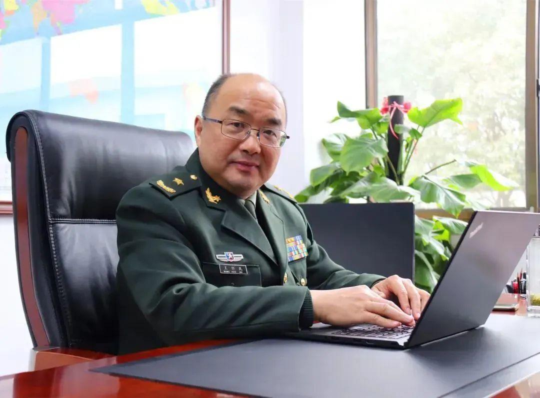 國防科技大學(xué)，一所卓越的高等學(xué)府，究竟有多牛？，國防科技大學(xué)，卓越高等學(xué)府的深度解析，究竟有多牛？