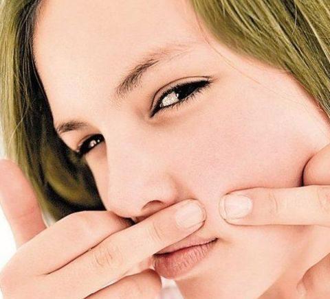 如何有效去除臉上的痘痘和痘印——全方位指南，全方位指南，如何有效去除臉部痘痘與痘印的方法