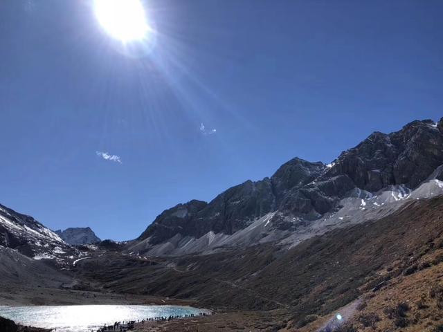 去稻城亞丁坐高鐵的詳細(xì)指南，坐高鐵前往稻城亞丁的詳細(xì)攻略