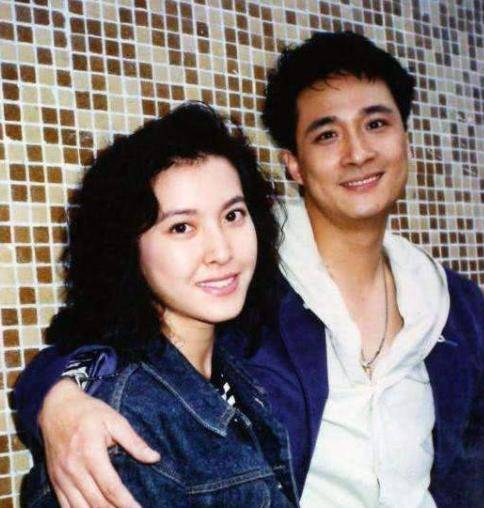 何家勁個人資料簡介及老婆，何家勁個人資料簡介與妻子之謎