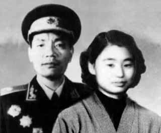 鐵血中文網(wǎng)，引領(lǐng)在線閱讀新風(fēng)尚的領(lǐng)先平臺，鐵血中文網(wǎng)，引領(lǐng)在線閱讀新風(fēng)尚的領(lǐng)航平臺