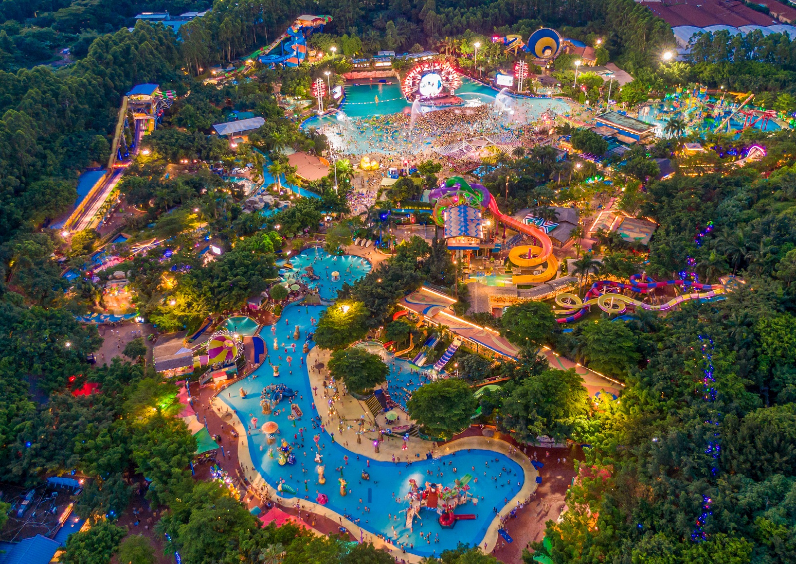 長(zhǎng)隆水上樂(lè)園簡(jiǎn)介——體驗(yàn)世界級(jí)水上娛樂(lè)勝地，長(zhǎng)隆水上樂(lè)園，世界級(jí)水上娛樂(lè)勝地體驗(yàn)介紹