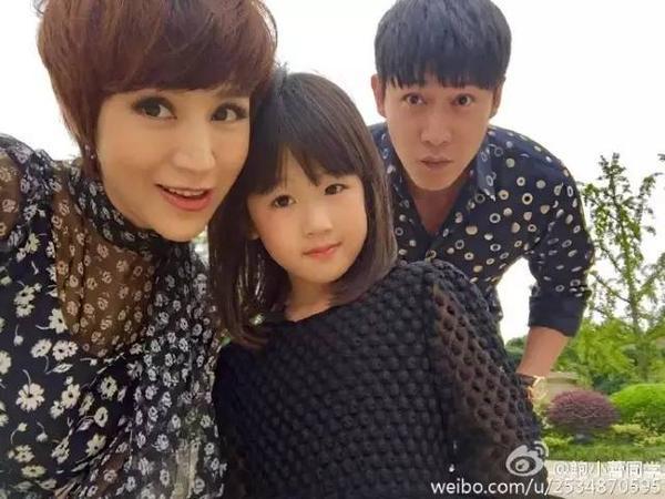 鮑蕾個人資料出生日期詳解，鮑蕾個人資料揭秘，出生日期詳解