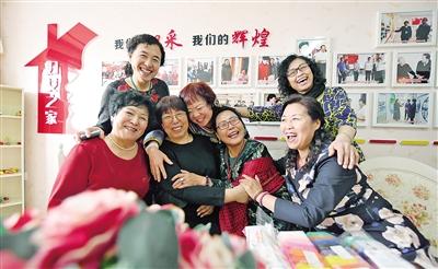 管家婆官網(wǎng)，一站式財(cái)務(wù)管理解決方案的領(lǐng)先平臺(tái)，管家婆官網(wǎng)，領(lǐng)先的一站式財(cái)務(wù)管理解決方案平臺(tái)