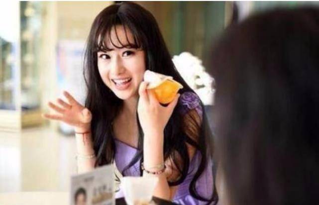 王心凌個(gè)人資料，揭秘她的成長(zhǎng)歷程與年齡之謎，王心凌成長(zhǎng)歷程揭秘，個(gè)人資料與年齡之謎探秘