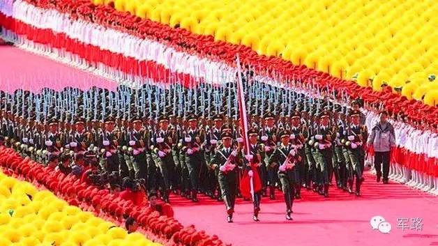 國慶閱兵是每年一次嗎？——深度解析與探討，深度解析與探討，國慶閱兵是否為每年例行活動？