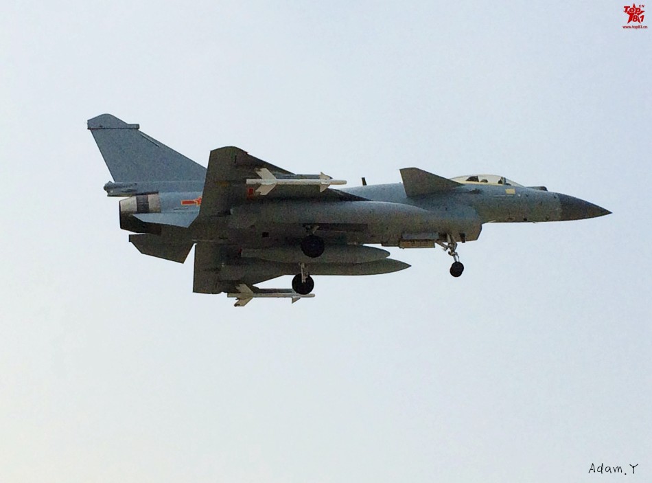 殲10戰(zhàn)斗機(jī)的詳細(xì)介紹，殲10戰(zhàn)斗機(jī)深度解析