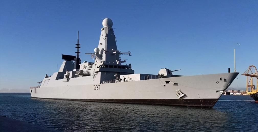 山東艦航母圖片，展現(xiàn)中國海軍力量的壯麗畫卷，山東艦航母圖片，中國海軍力量的輝煌展示