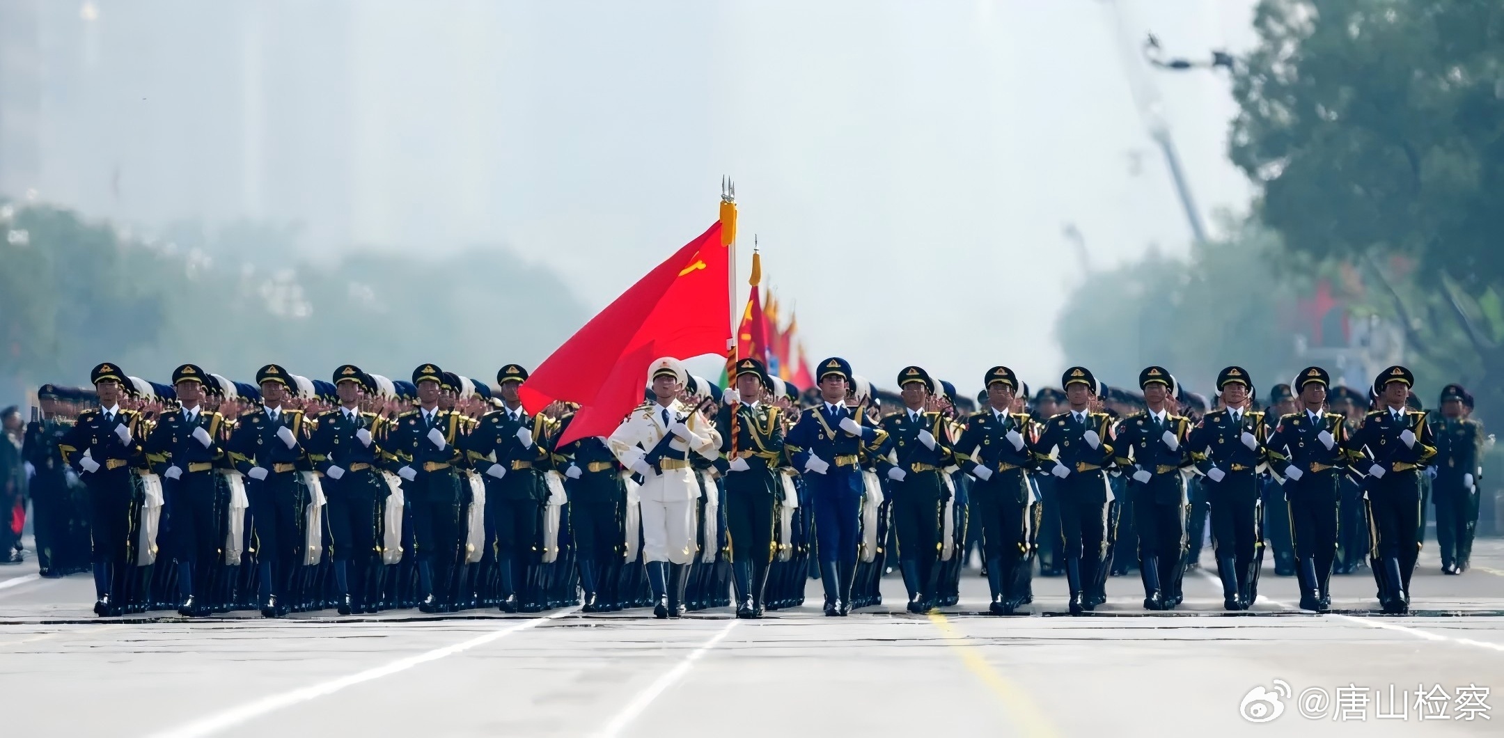 大閱兵視頻完整版，回顧歷史，展望未來，大閱兵回顧歷史，展望未來，視頻完整版震撼呈現(xiàn)