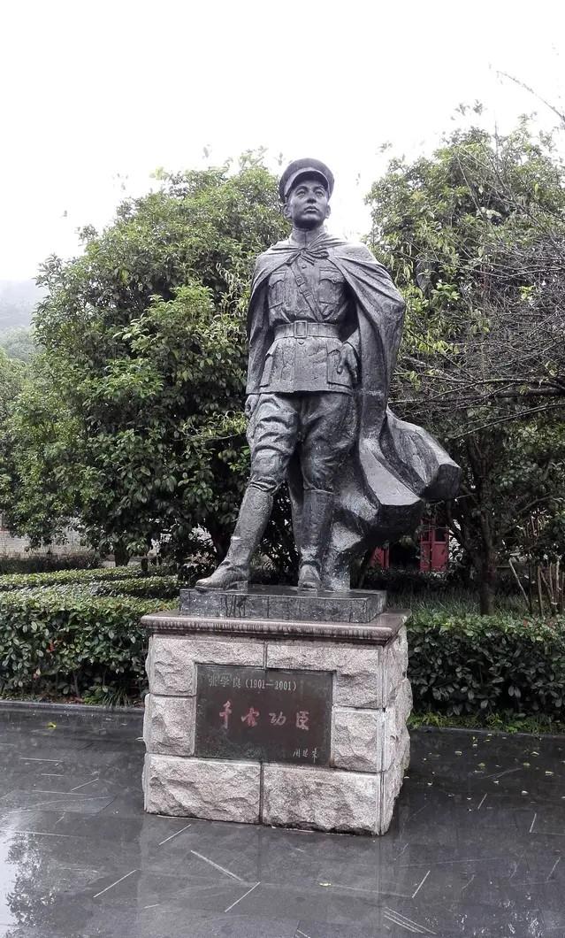 雪竇山風(fēng)景區(qū)，自然之美與人文之韻的完美融合，雪竇山風(fēng)景區(qū)，自然與人文的和諧融合之美