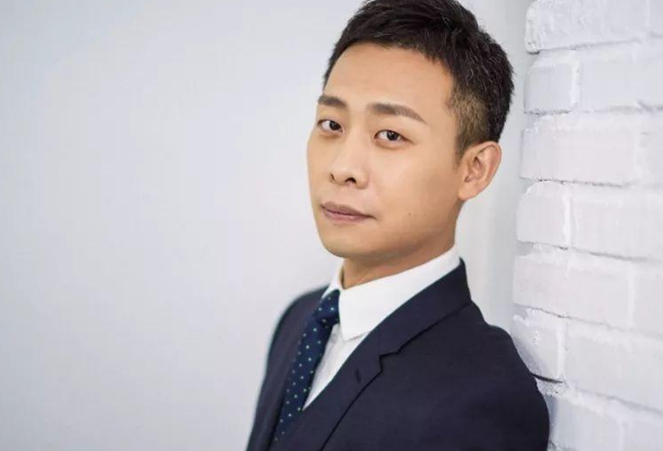 張譯初戀郭娜生前照，回憶與致敬，張譯初戀郭娜生平照，回憶與致敬的篇章