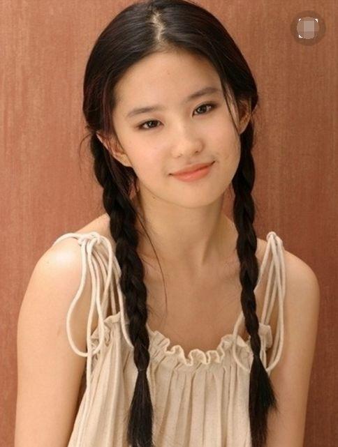 比劉亦菲還漂亮的女明星存在嗎？探究娛樂圈中的美麗多樣性，探究娛樂圈中的美麗多樣性，是否存在比劉亦菲更璀璨的女明星？