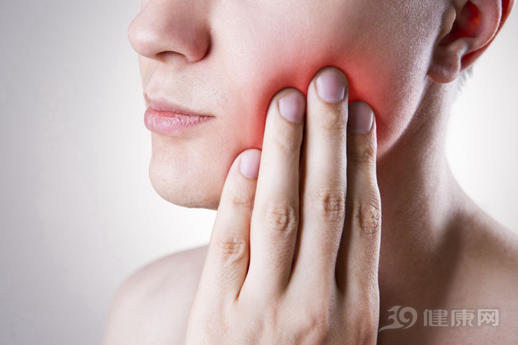 舌癌的早期癥狀圖片，了解、預(yù)防與應(yīng)對，舌癌早期癥狀圖解，了解、預(yù)防與應(yīng)對策略