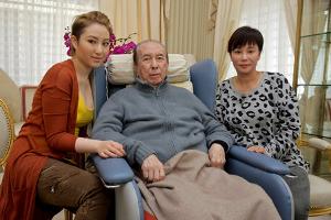 2004新澳門(mén)天天開(kāi)好彩大全正版——全面解析與回顧，澳門(mén)彩票解析與回顧，2004年天天好彩正版大全