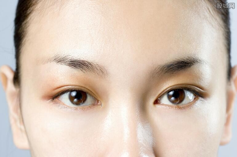 揭秘去魚尾紋最有效的方法——重塑青春光彩的秘訣，揭秘重塑青春光彩秘訣，去魚尾紋最有效的方法