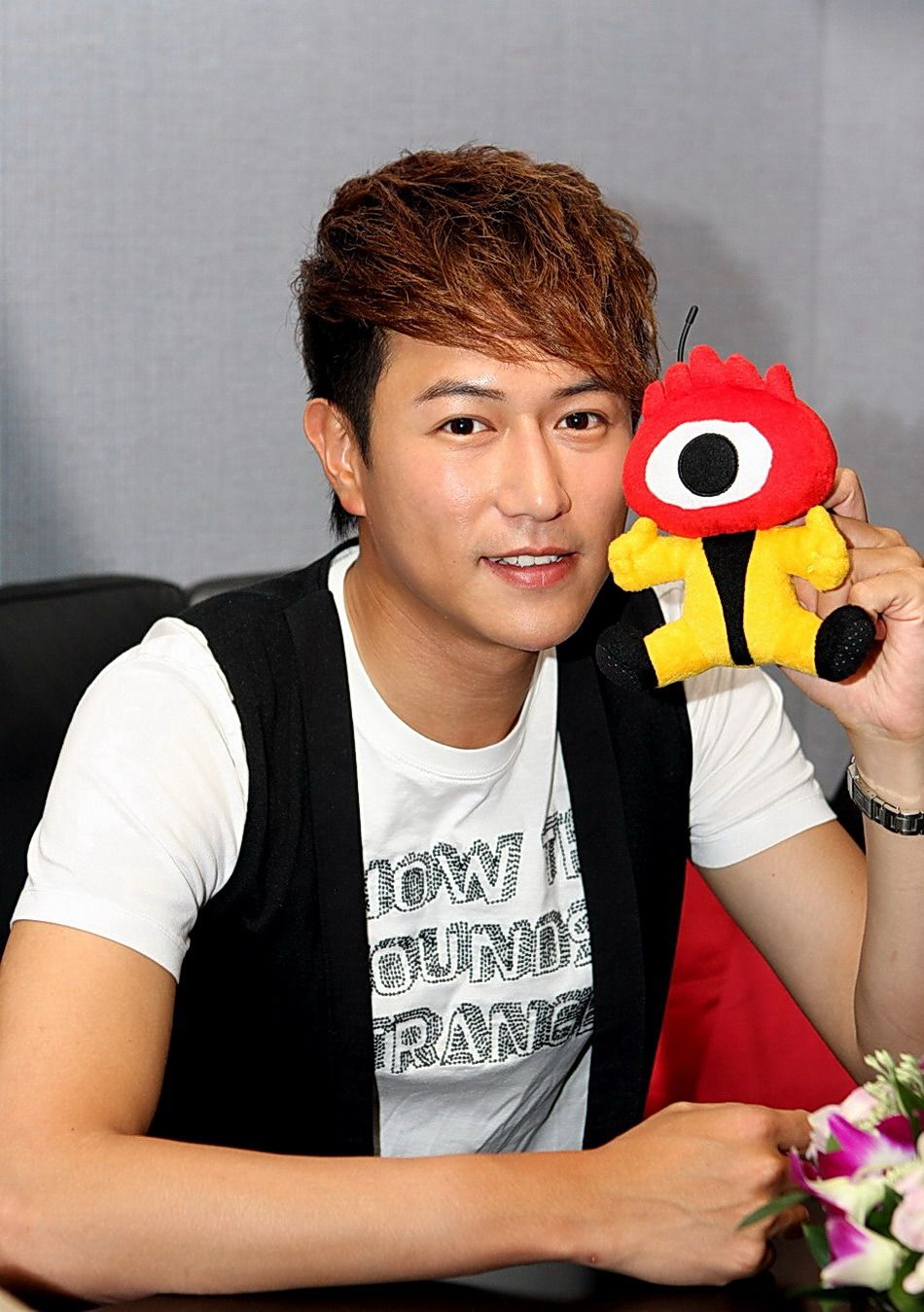 陳鍵鋒個(gè)人資料，深度解析一位多才多藝的藝人，陳鍵鋒，一位多才多藝的藝人深度解析