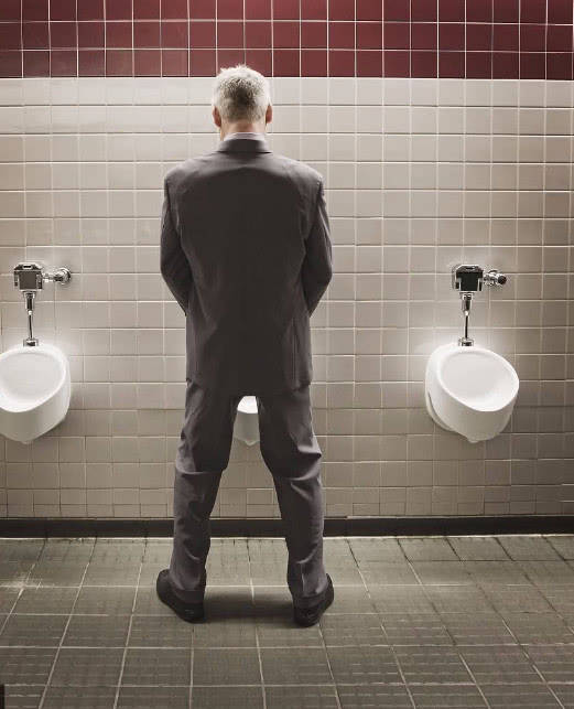 晚上尿次數(shù)多，原因解析與關(guān)注建議，夜間排尿頻繁，原因分析及關(guān)注建議