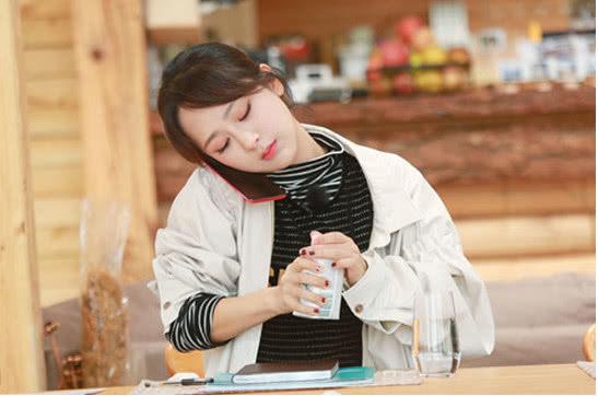 演員王珂為何不溫不火？——深度解析其演藝之路，演員王珂演藝之路解析，為何未能大紅大紫？深度探究其演藝生涯。