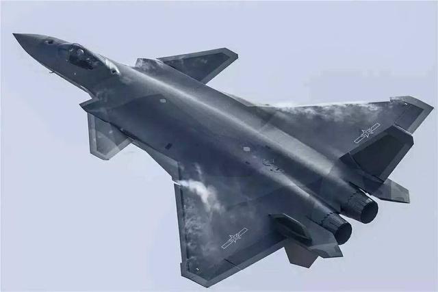 殲-20與F-22空中霸主之爭，性能對比與未來展望，殲-20與F-22空中霸主之爭，性能對比及未來展望