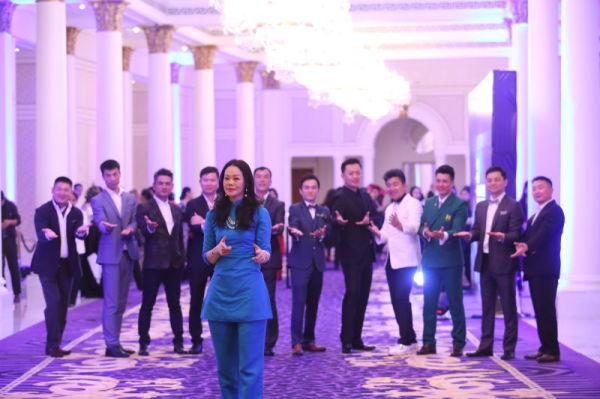 六肖期期中特一王中王，揭秘生肖運勢與成功秘訣，揭秘生肖運勢與成功秘訣，六肖期期中特一王中王的秘密探尋