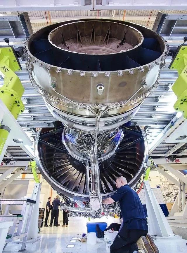 殲-35可能即將首飛，探索新一代戰(zhàn)斗機的技術(shù)前沿，殲-35即將首飛，探索新一代戰(zhàn)斗機技術(shù)前沿的里程碑