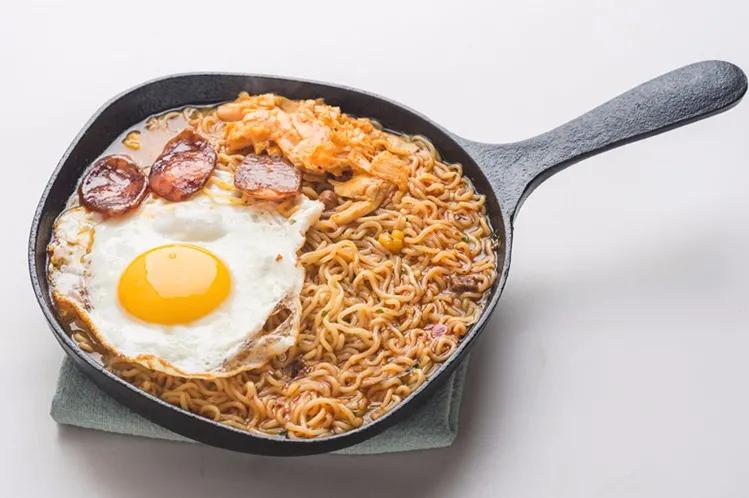 牛奶不能和什么一起吃，深入了解食物搭配的重要性，牛奶的食物搭配禁忌，深入了解食物搭配的重要性